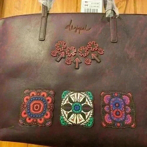 Desigual Bold Sicilia Zipper Tote in Brown with Embroidered medallions. - Picture 2 of 4